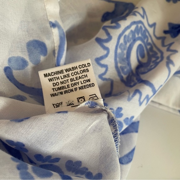 Live 4 Truth Blue Sun and Moon Print Top NWT Cropped Boxy Fit Medium Celestial - Picture 9 of 9